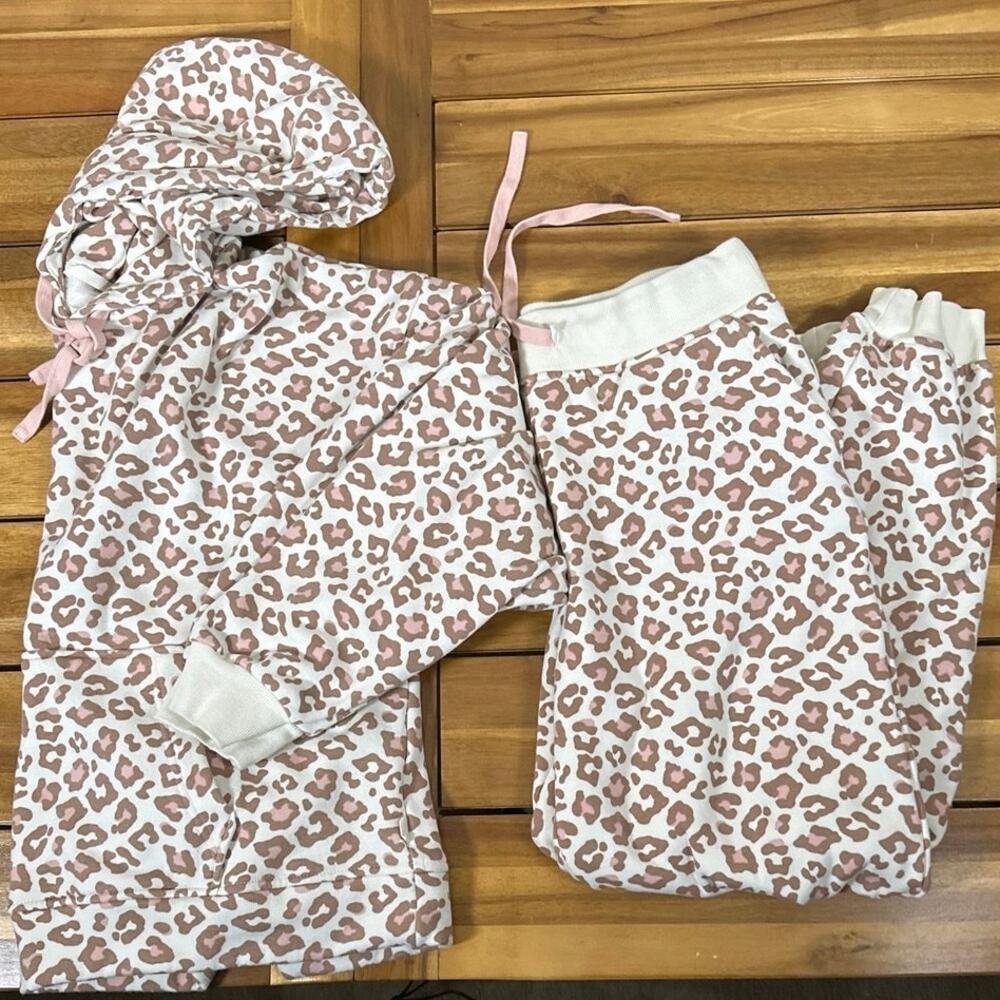 UGG Women’s Large Leopard Print Fleece Lounge Set Hoodie Jogger Pants Cozy